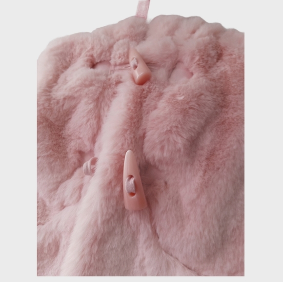 Catherine Malandrino Girls'Faux Fur Hooded Vest 12 Months Pink Color - Picture 3 of 14